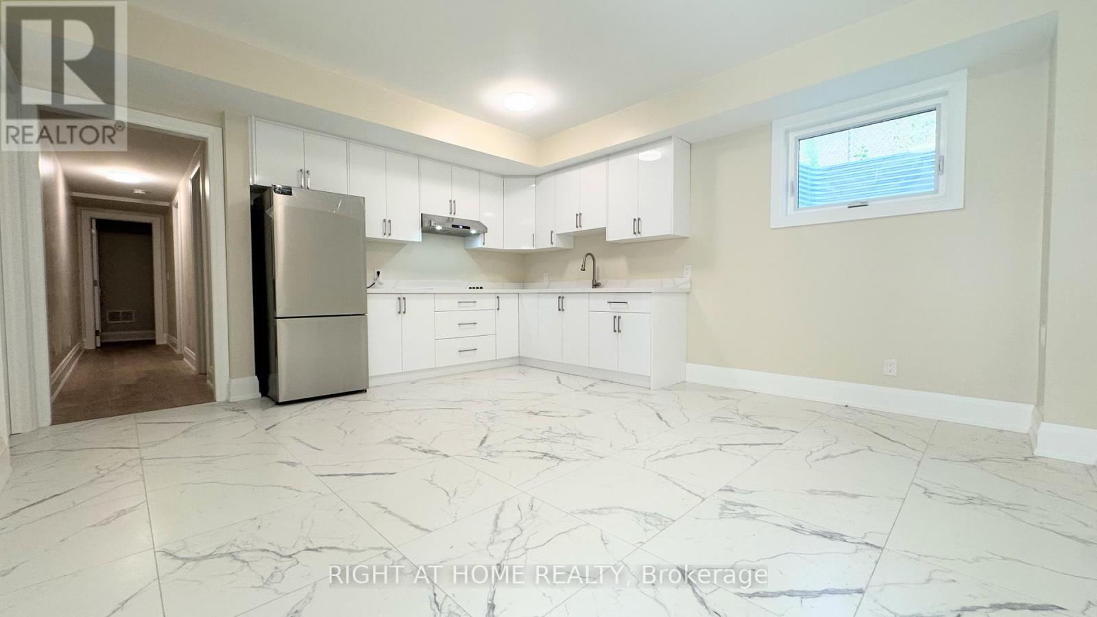 Basement - 16 Ridge Drive, Oakville, Ontario  L6H 1B6 - Photo 1 - W12355942