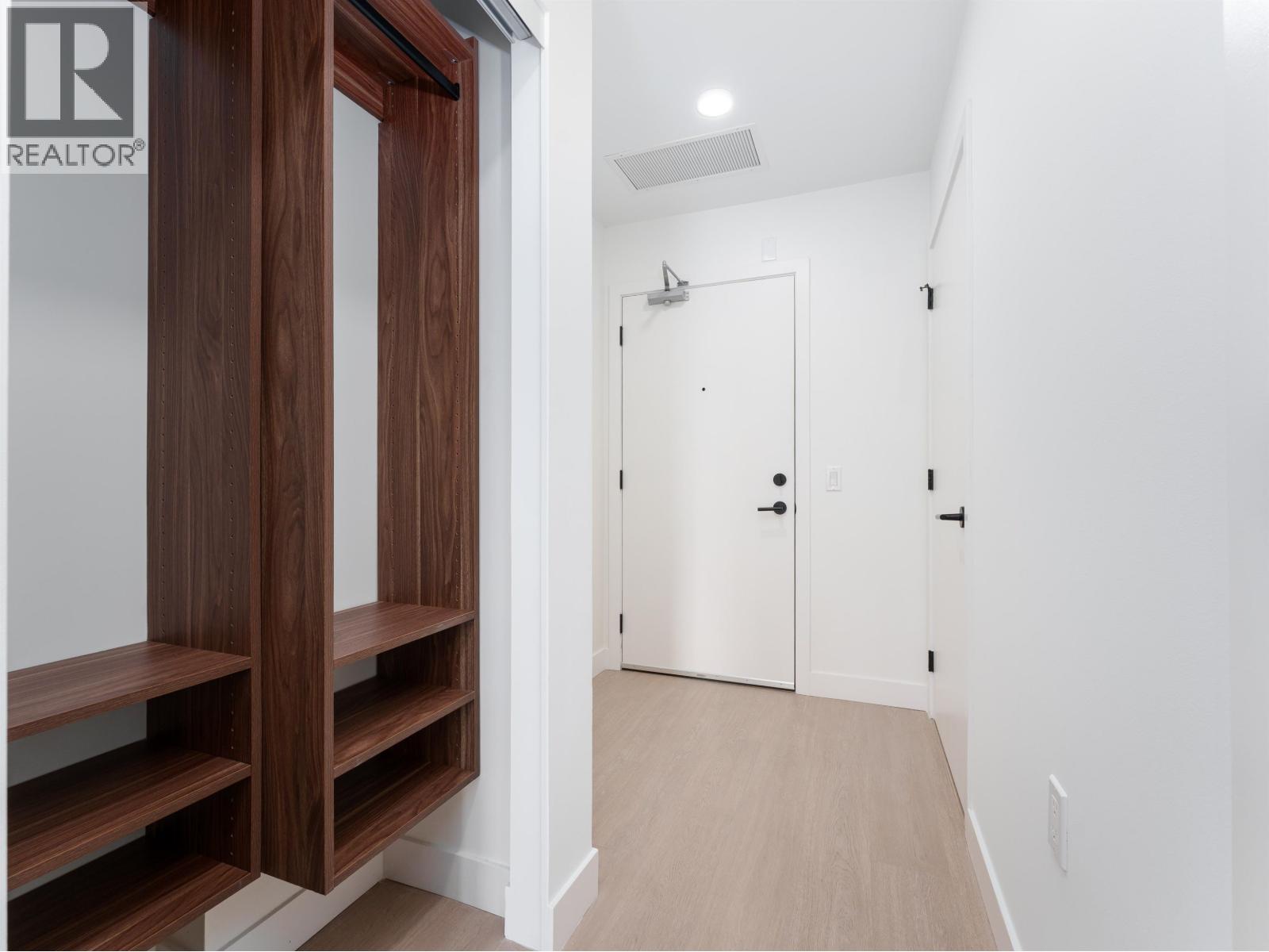 359 422 E 3rd Street, North Vancouver, British Columbia  V7L 0K1 - Photo 15 - R3039161