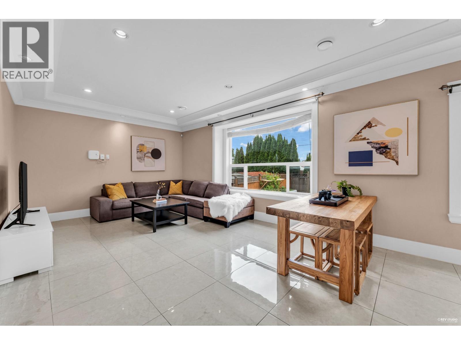3768 Jambor Court, Burnaby, British Columbia  V5G 0A8 - Photo 17 - R3039051