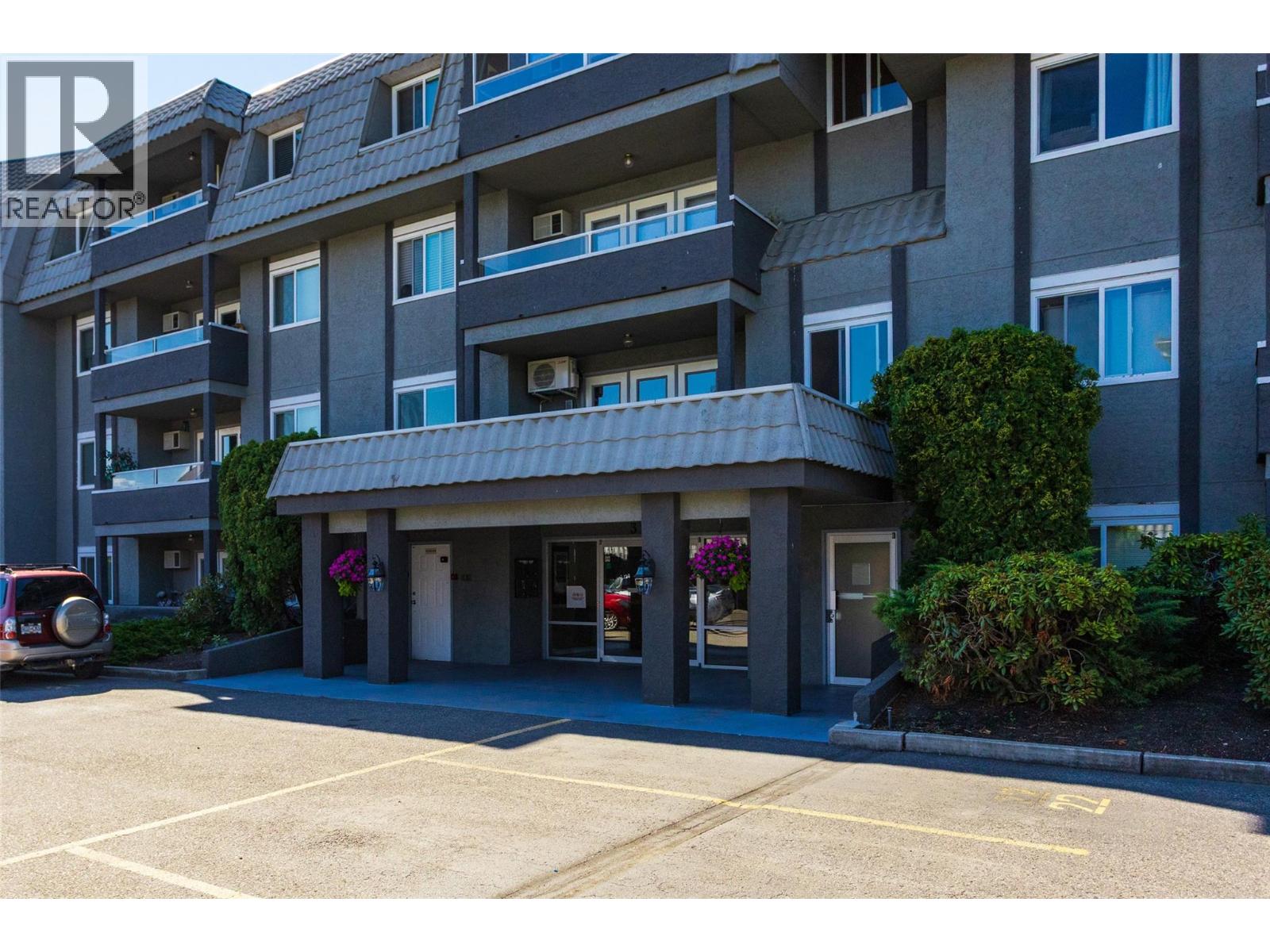3175 De Montreuil Court Unit# 314, Kelowna, British Columbia  V1W 3X2 - Photo 2 - 10360019