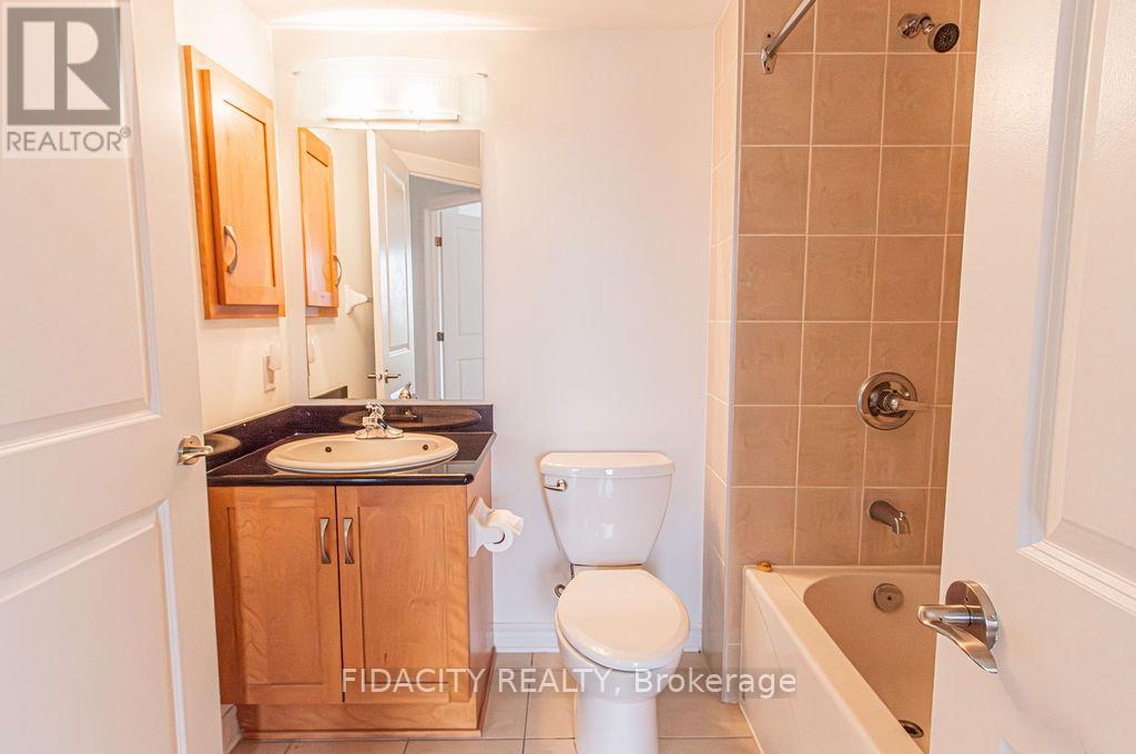 511 - 314 Central Park Drive, Ottawa, Ontario  K2C 0R2 - Photo 8 - X12201362