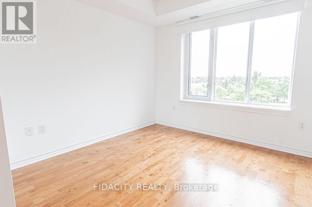 511 - 314 Central Park Drive, Ottawa, Ontario  K2C 0R2 - Photo 9 - X12201362