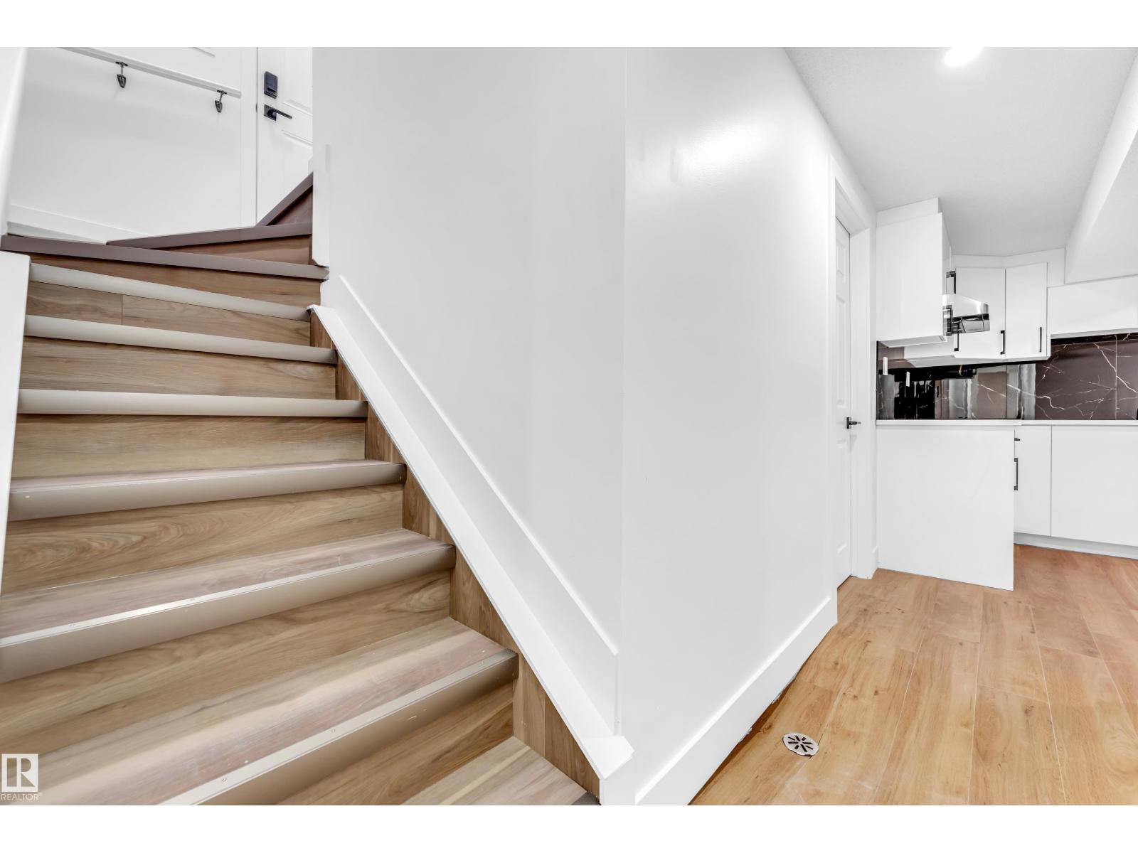 3508 84 St Nw, Edmonton, Alberta  T6K 0H3 - Photo 45 - E4453912