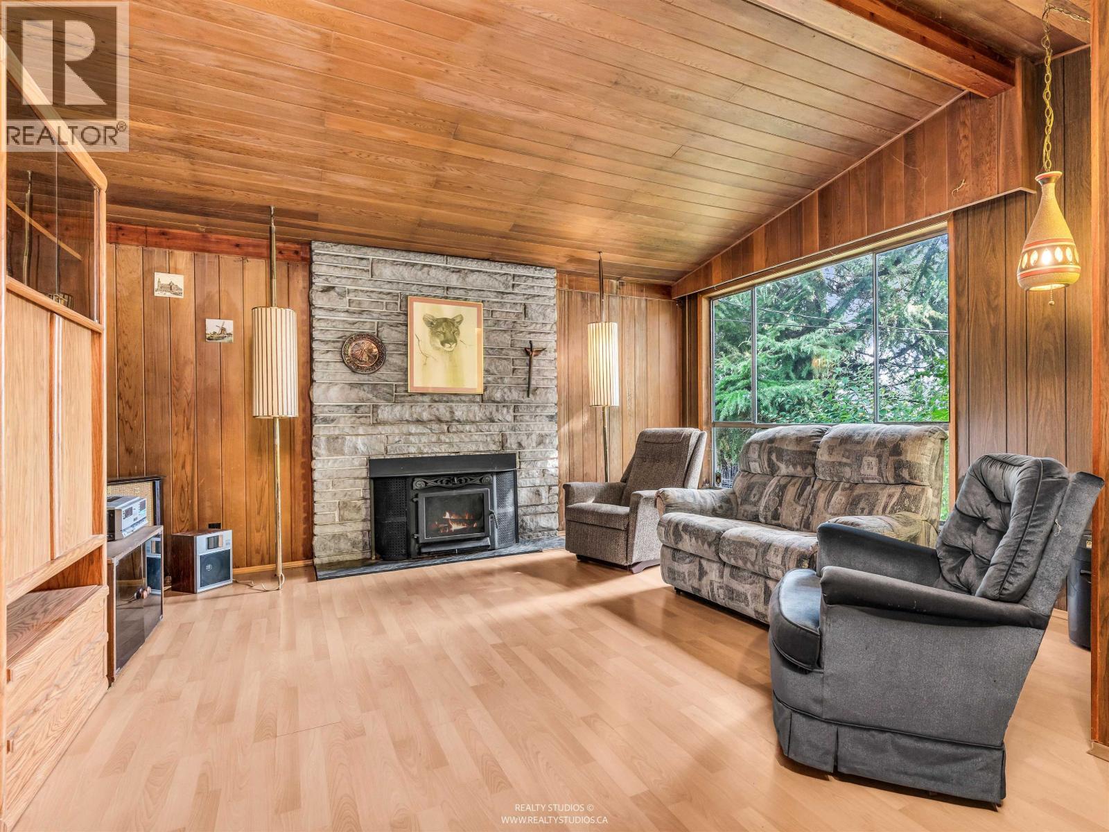 6537 Waltham Avenue, Burnaby, British Columbia  V5H 3V6 - Photo 5 - R3039178