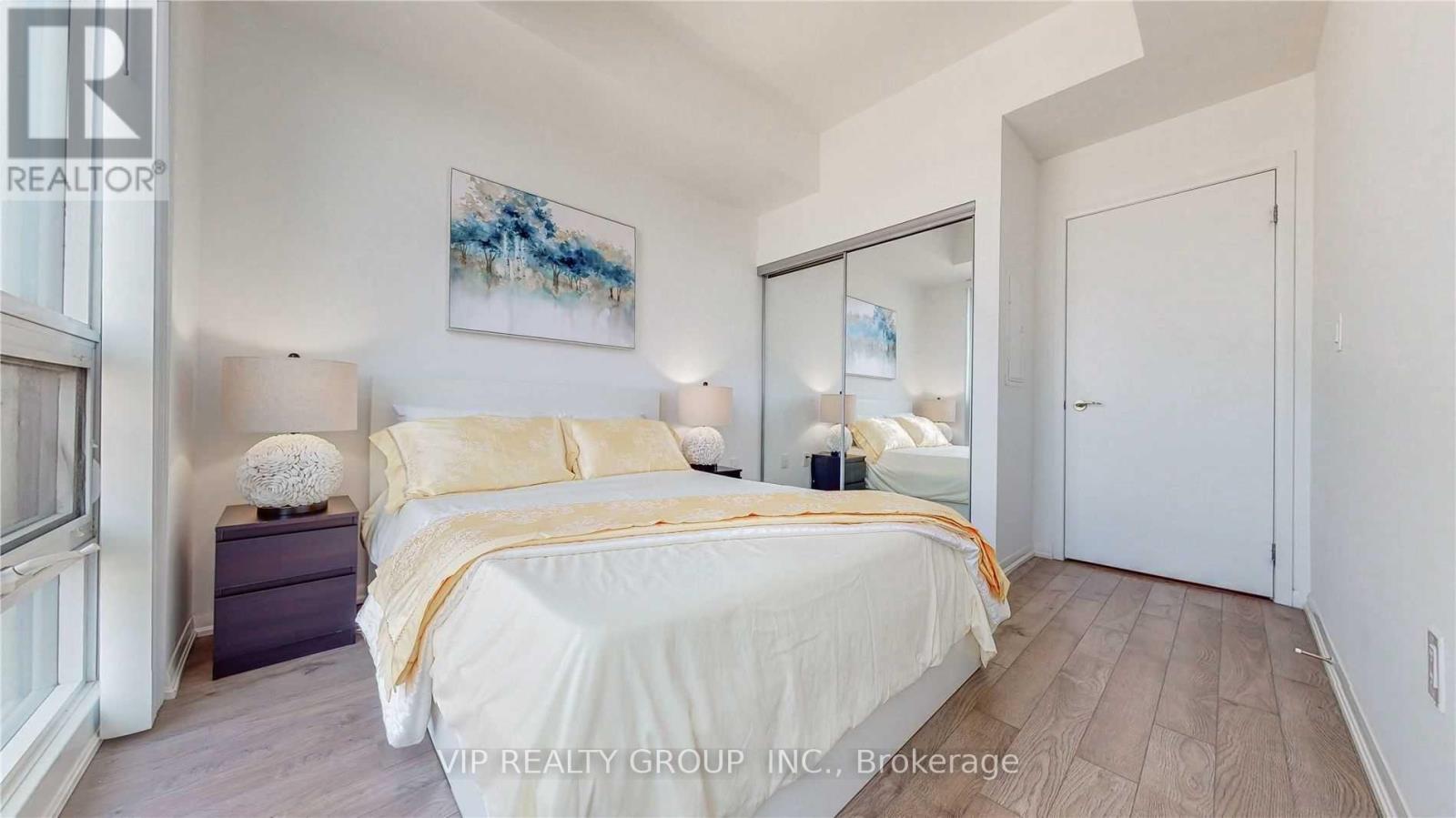 805 - 3091 Dufferin Street, Toronto (Yorkdale-Glen Park), Ontario  M6A 0C4 - Photo 5 - W12352655