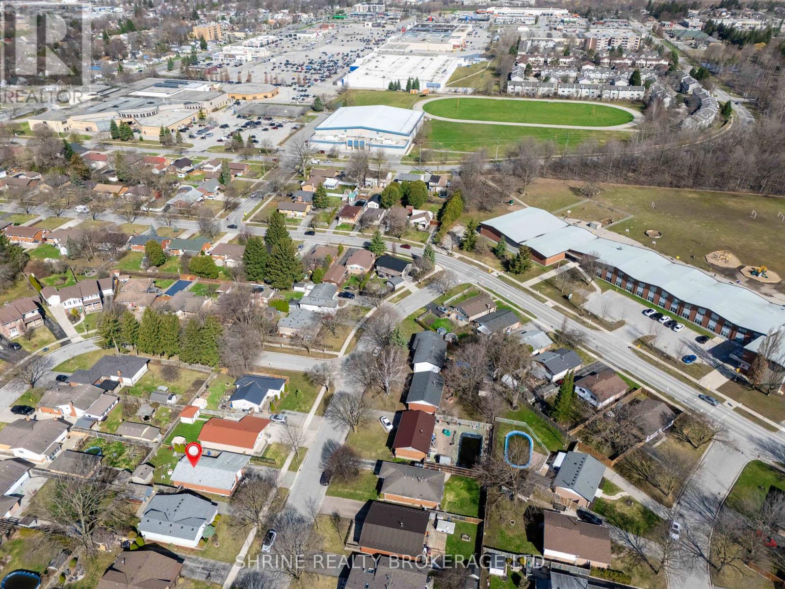 15 Garland Crescent, London East, Ontario  N5V 1N4 - Photo 49 - X12356017