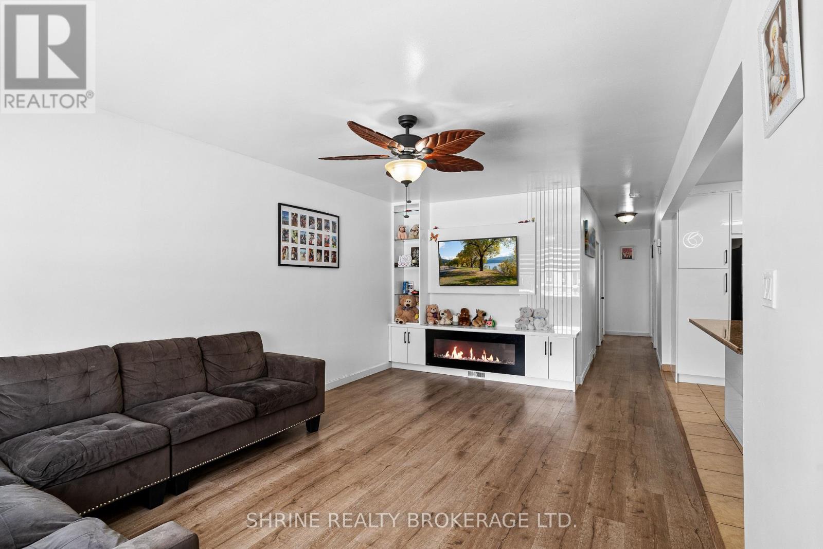 15 Garland Crescent, London East, Ontario  N5V 1N4 - Photo 8 - X12356017