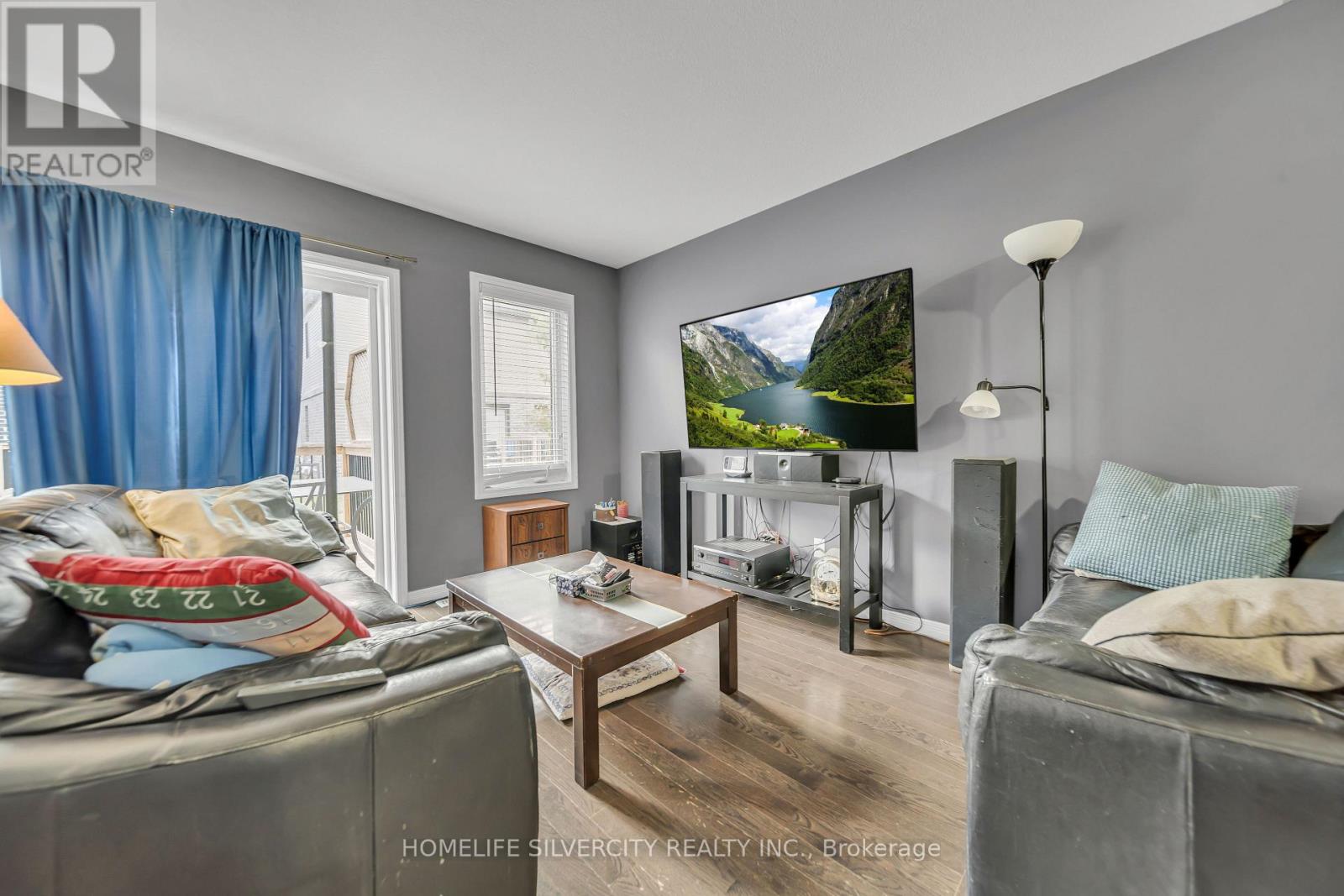 63 - 135 Hardcastle Drive, Cambridge, Ontario N1S 0B6 - Photo 8 - X12355973