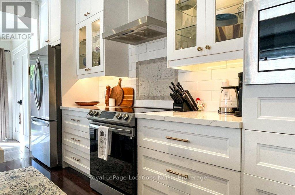 107 Trowbridge Street W, Meaford, Ontario  N4L 1G4 - Photo 17 - X12355993