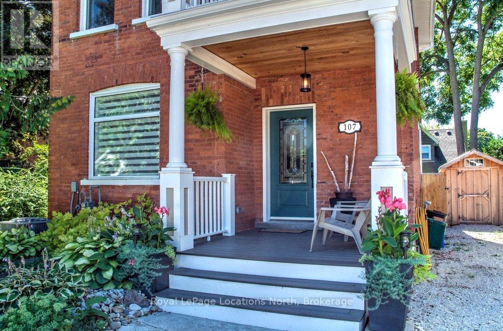 107 Trowbridge Street W, Meaford, Ontario  N4L 1G4 - Photo 3 - X12355993