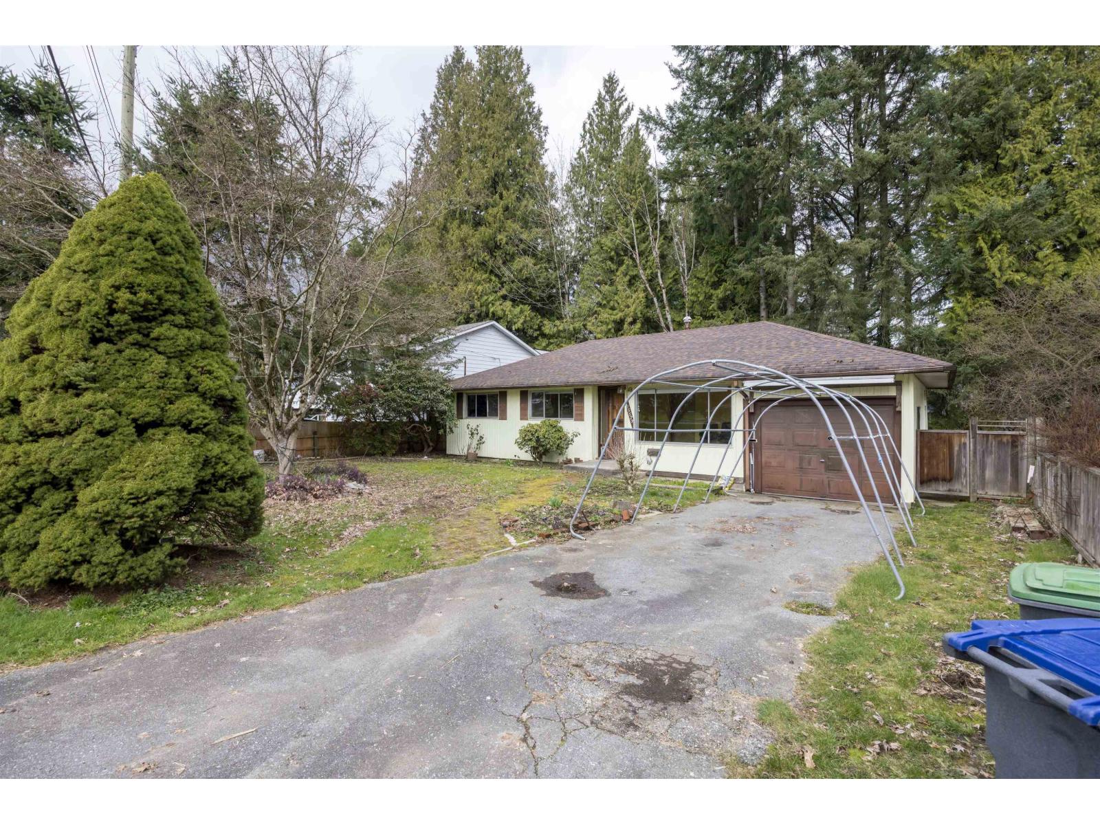 Property at 15523 105A AVENUE image 3