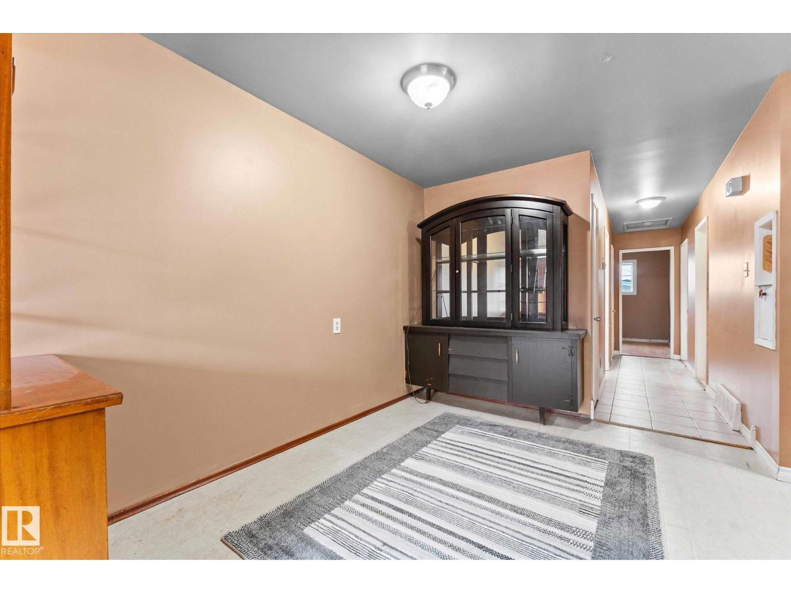 7311/7313 79 Av Nw, Edmonton, Alberta  T6B 0C4 - Photo 9 - E4453915