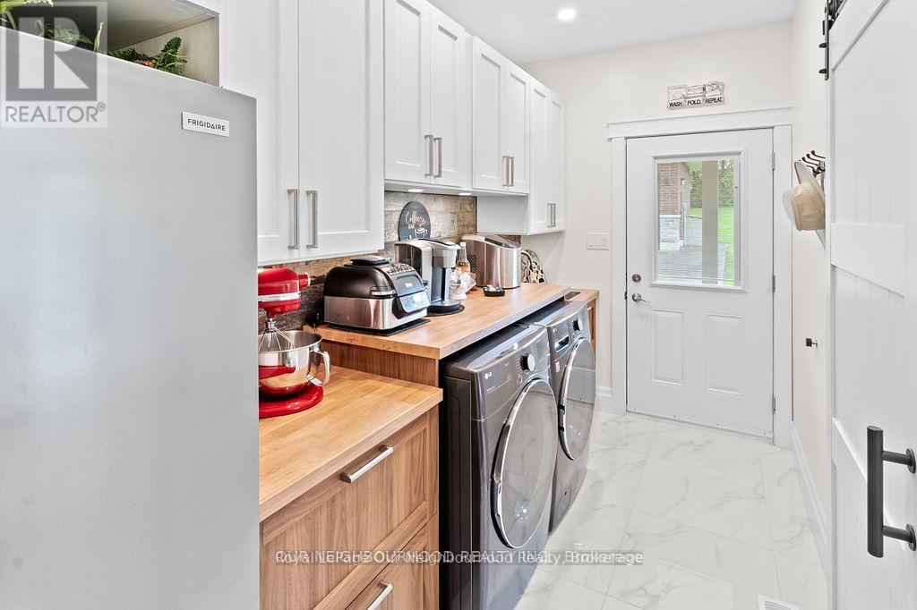 4601 Rice Lake Drive S, Hamilton Township, Ontario  L1A 3V6 - Photo 30 - X12356010