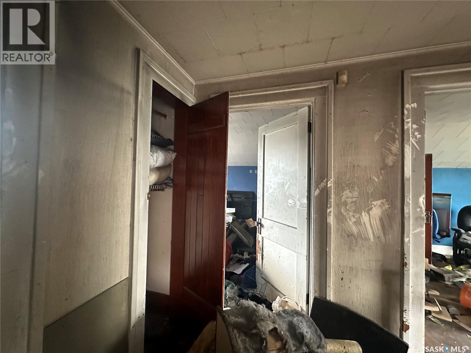 1038 Retallack Street, Regina, Saskatchewan  S4T 2H3 - Photo 12 - SK015983