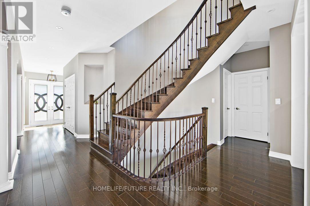 90 Greenspire Avenue, Markham, Ontario  L6E 0S2 - Photo 14 - N12356019