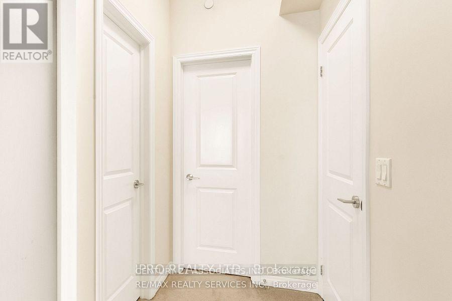 420 - 216 Oak Park Boulevard, Oakville, Ontario  L6H 0K3 - Photo 29 - W12356002