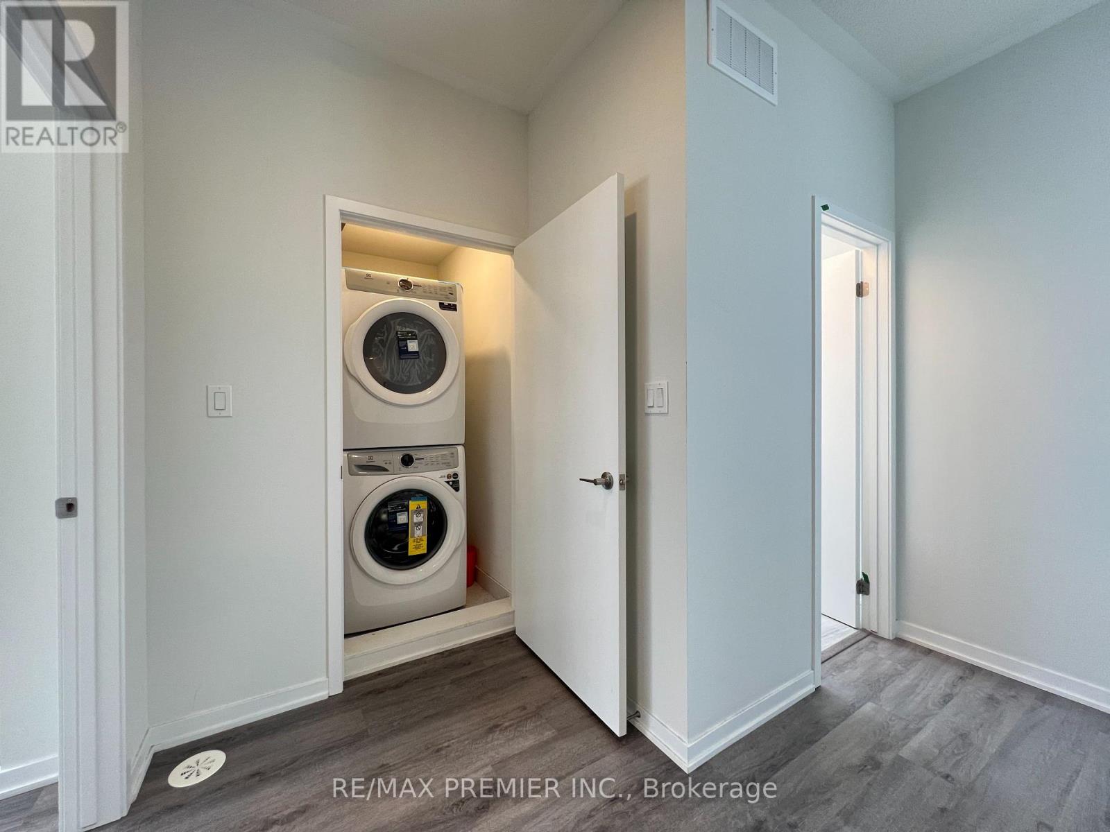 3 Mable Smith Way, Vaughan, Ontario  L4K 0N7 - Photo 15 - N12354469