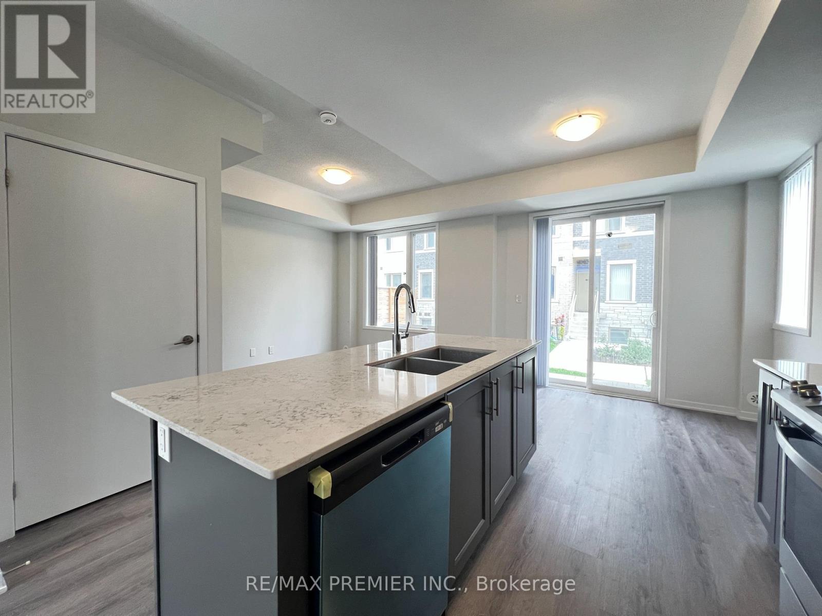 3 Mable Smith Way, Vaughan, Ontario  L4K 0N7 - Photo 9 - N12354469