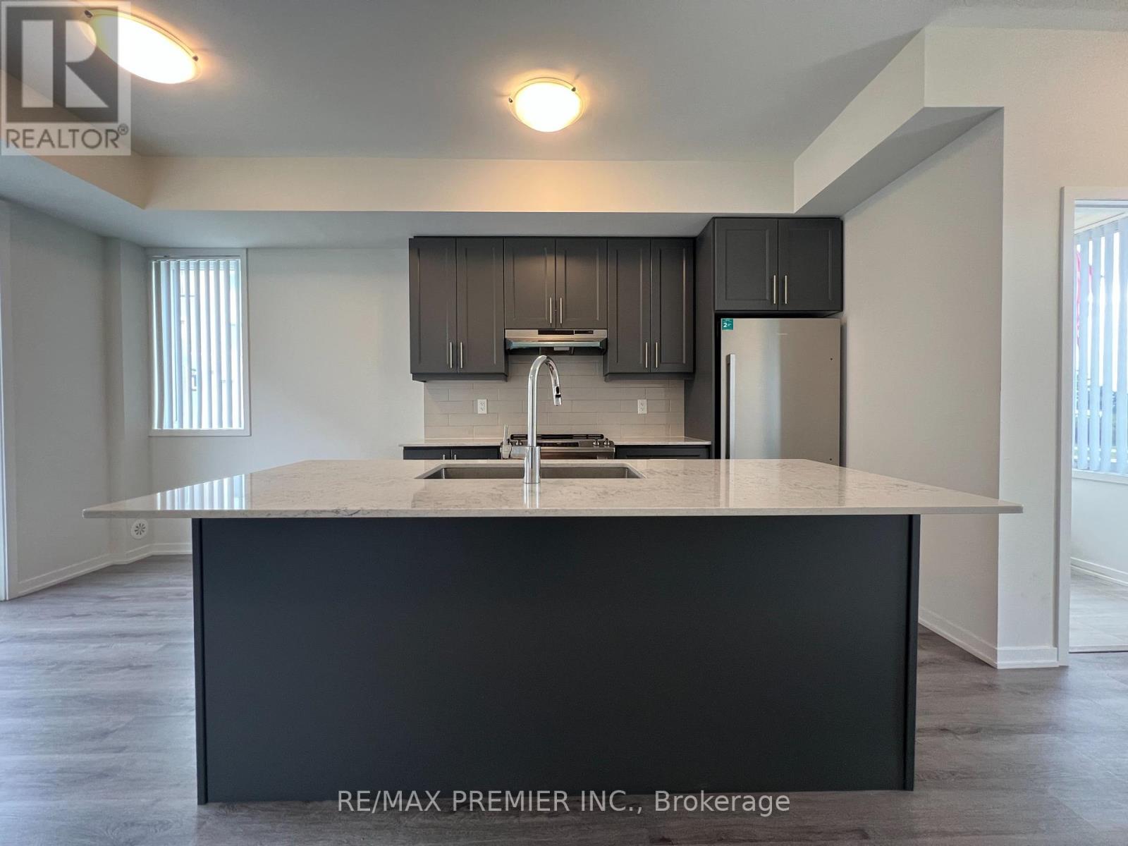 3 Mable Smith Way, Vaughan, Ontario  L4K 0N7 - Photo 6 - N12354469