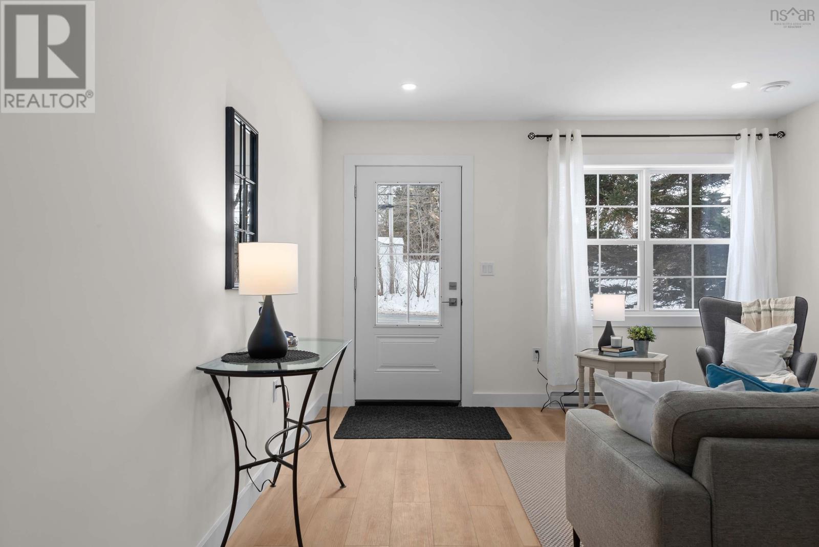 13673 Highway #1, Hants Border, Nova Scotia  B0P 1P0 - Photo 2 - 202509779