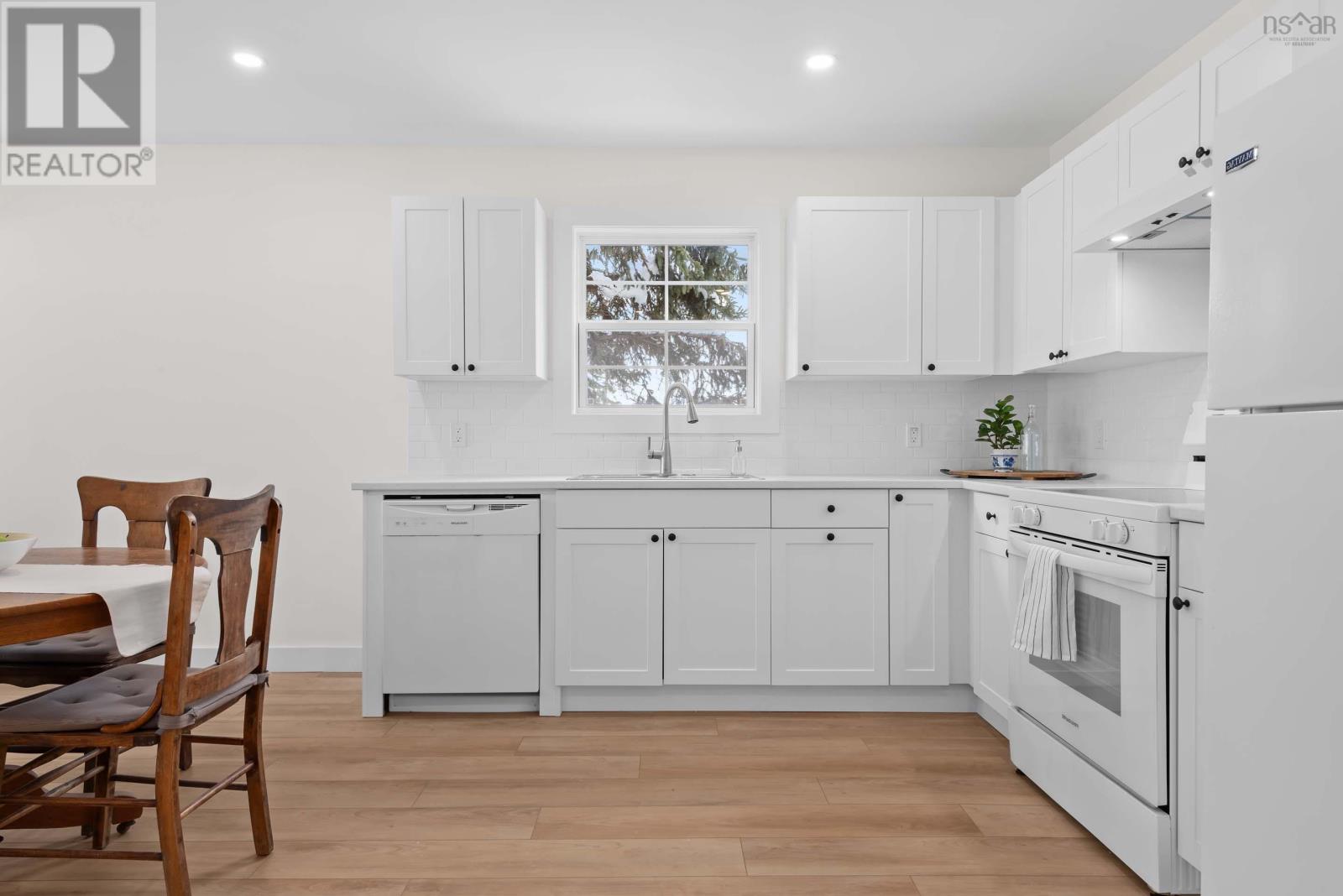 13673 Highway #1, Hants Border, Nova Scotia  B0P 1P0 - Photo 8 - 202509779