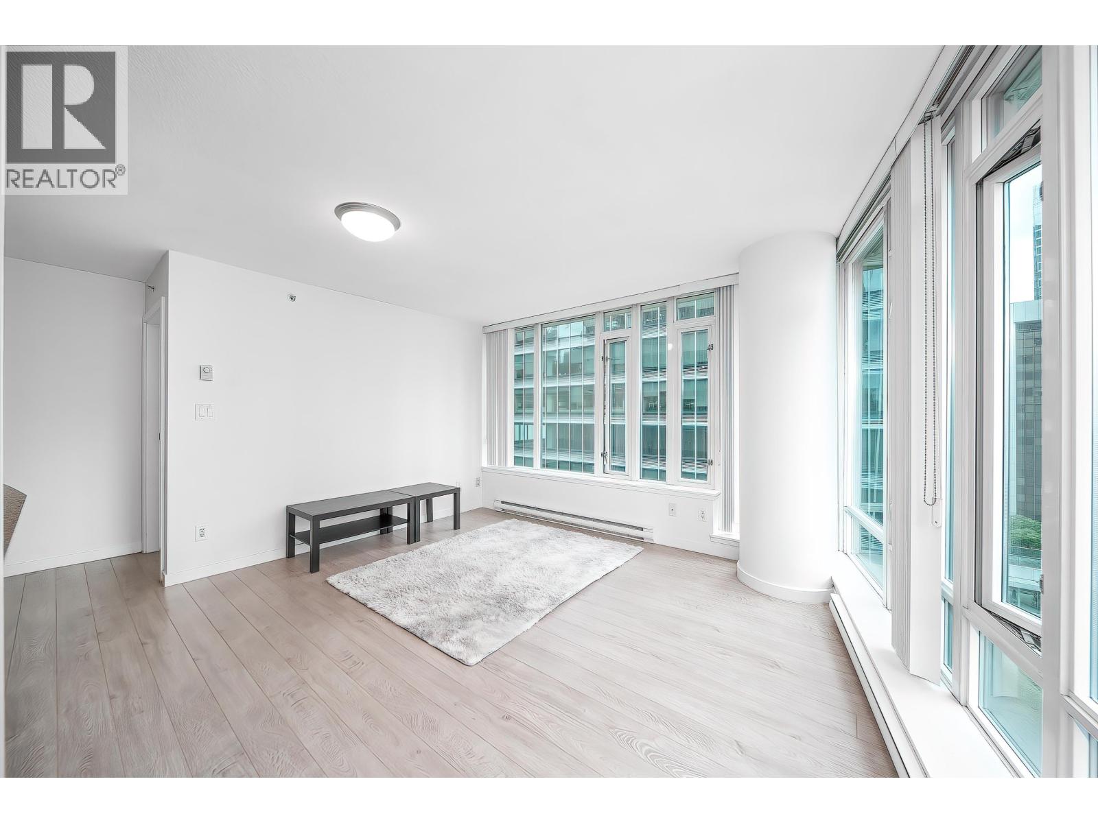 807 610 Granville Street, Vancouver, British Columbia  V6C 3T3 - Photo 5 - R3039196