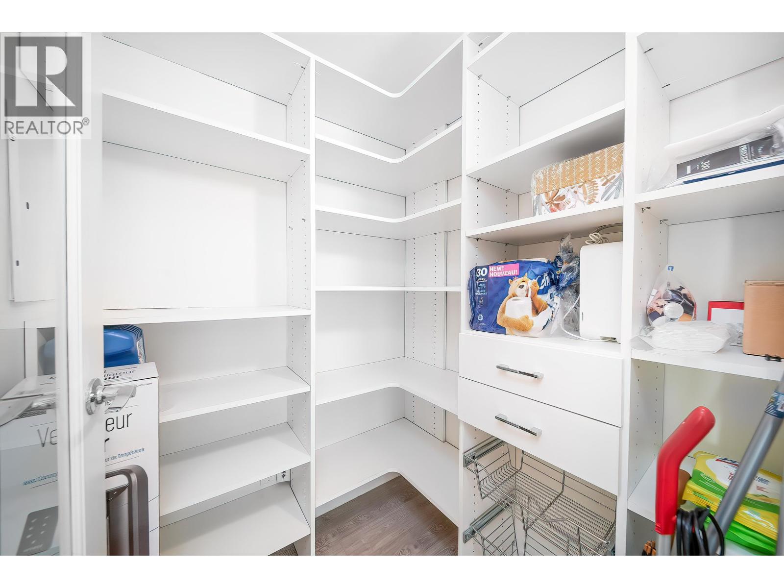 807 610 Granville Street, Vancouver, British Columbia  V6C 3T3 - Photo 13 - R3039196