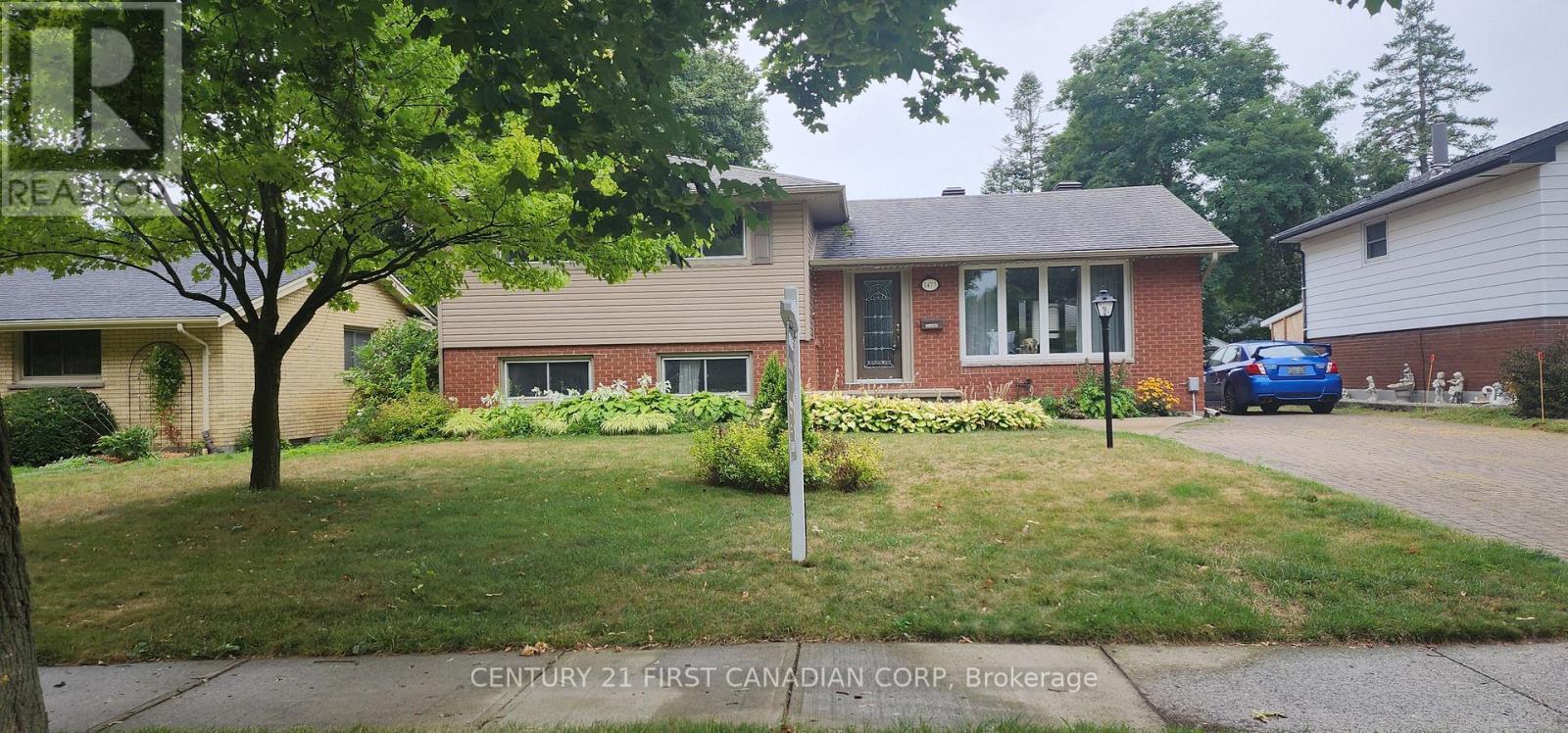 1473 Glengarry Avenue, London North, Ontario  N5X 1R2 - Photo 1 - X12356075