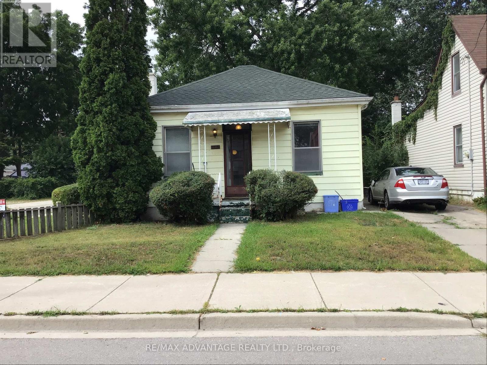 Property at 1082 MARGARET STREET image 3