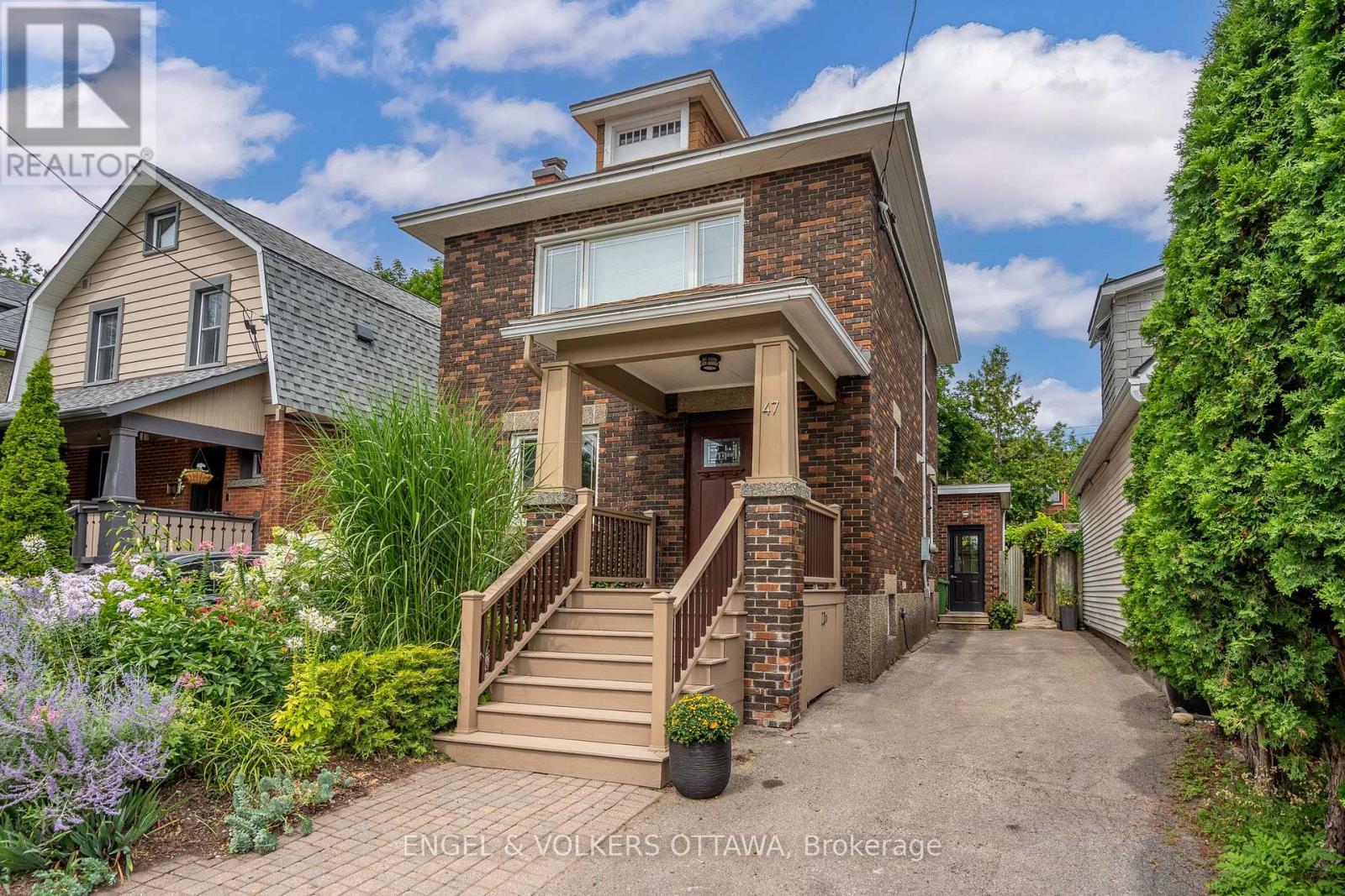 47 FENTIMAN AVENUE, Ottawa, Ontario