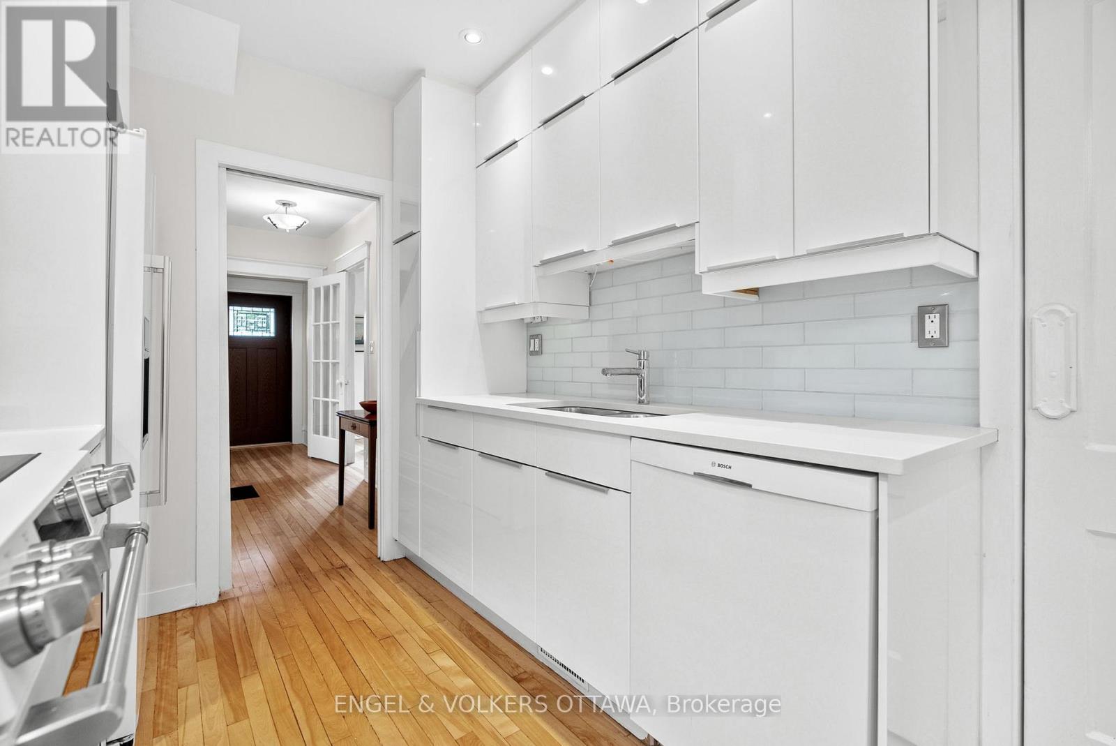 47 Fentiman Avenue, Ottawa, Ontario  K1S 0T5 - Photo 21 - X12356052