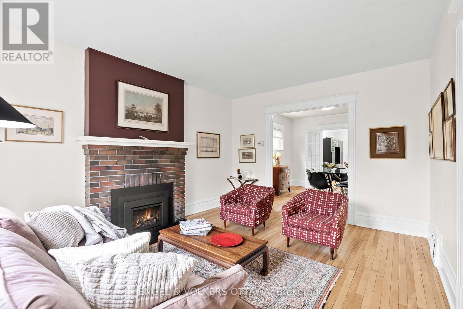 47 Fentiman Avenue, Ottawa, Ontario  K1S 0T5 - Photo 6 - X12356052