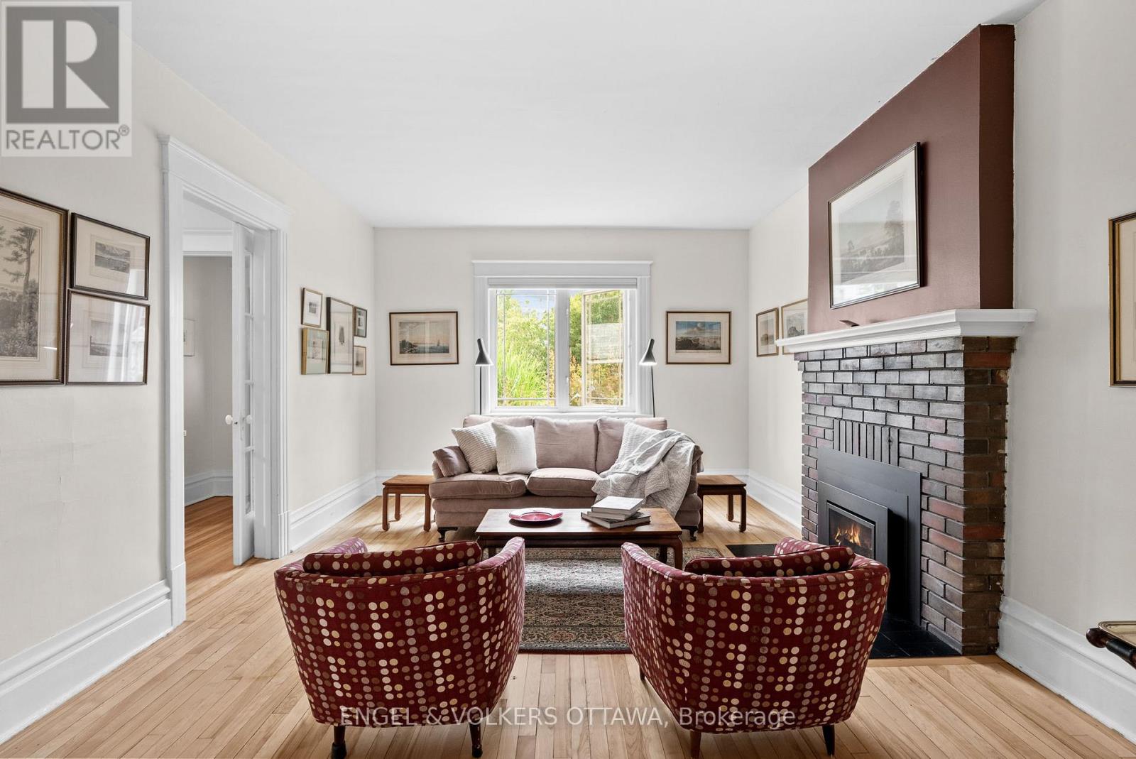 47 Fentiman Avenue, Ottawa, Ontario  K1S 0T5 - Photo 8 - X12356052