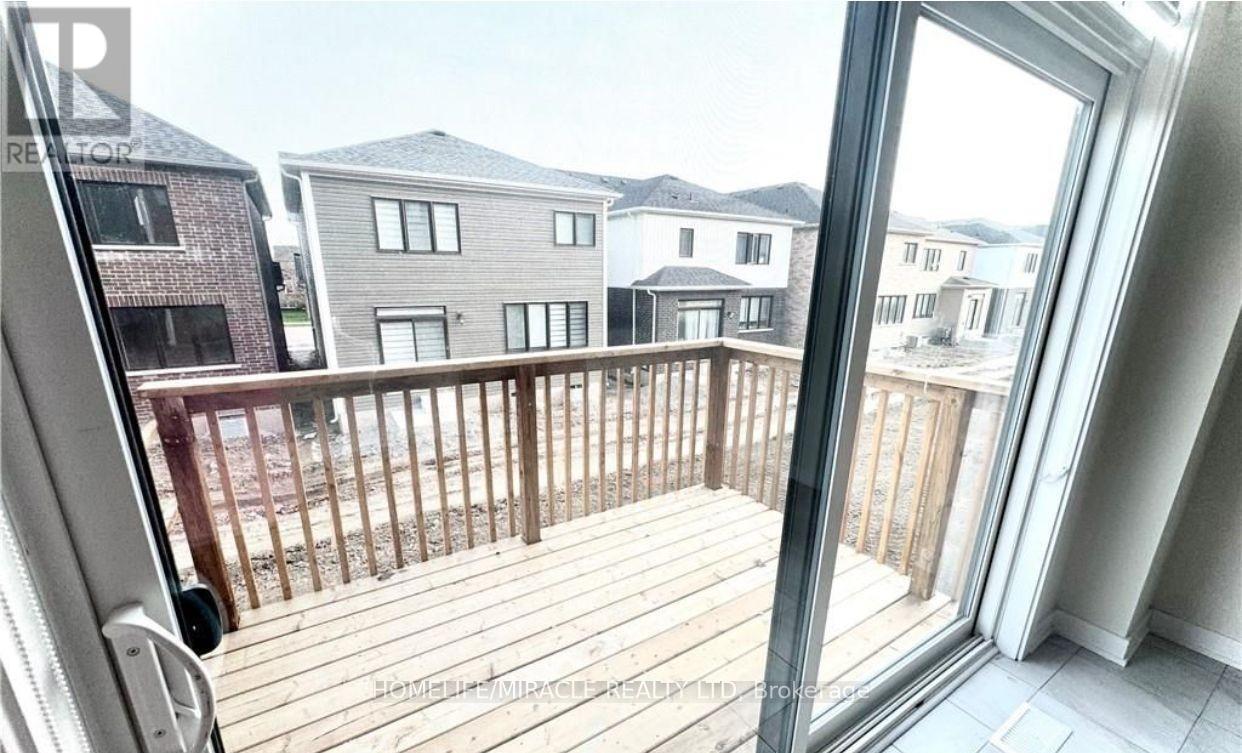 85 Stern Drive, Welland, Ontario  L3B 0M2 - Photo 12 - X12356031