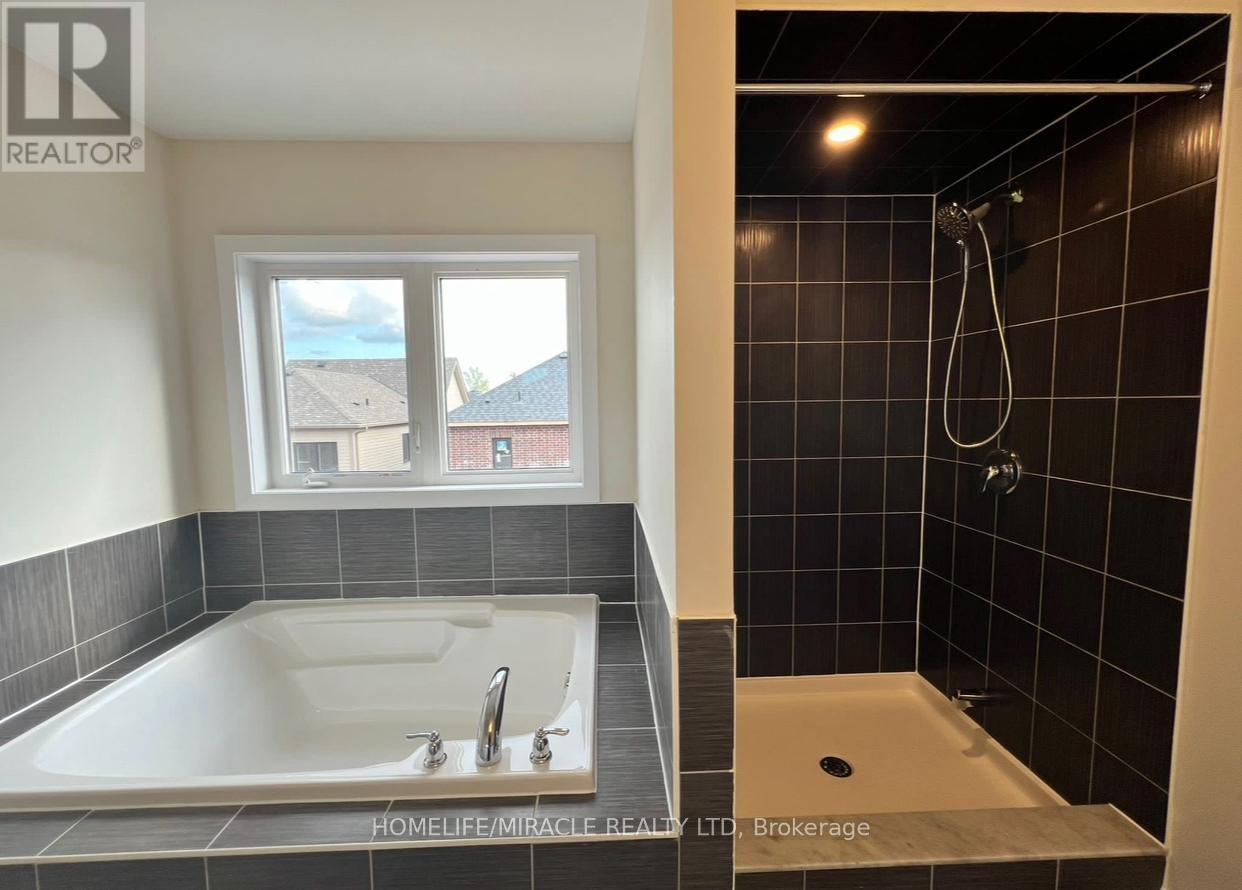 85 Stern Drive, Welland, Ontario  L3B 0M2 - Photo 24 - X12356031