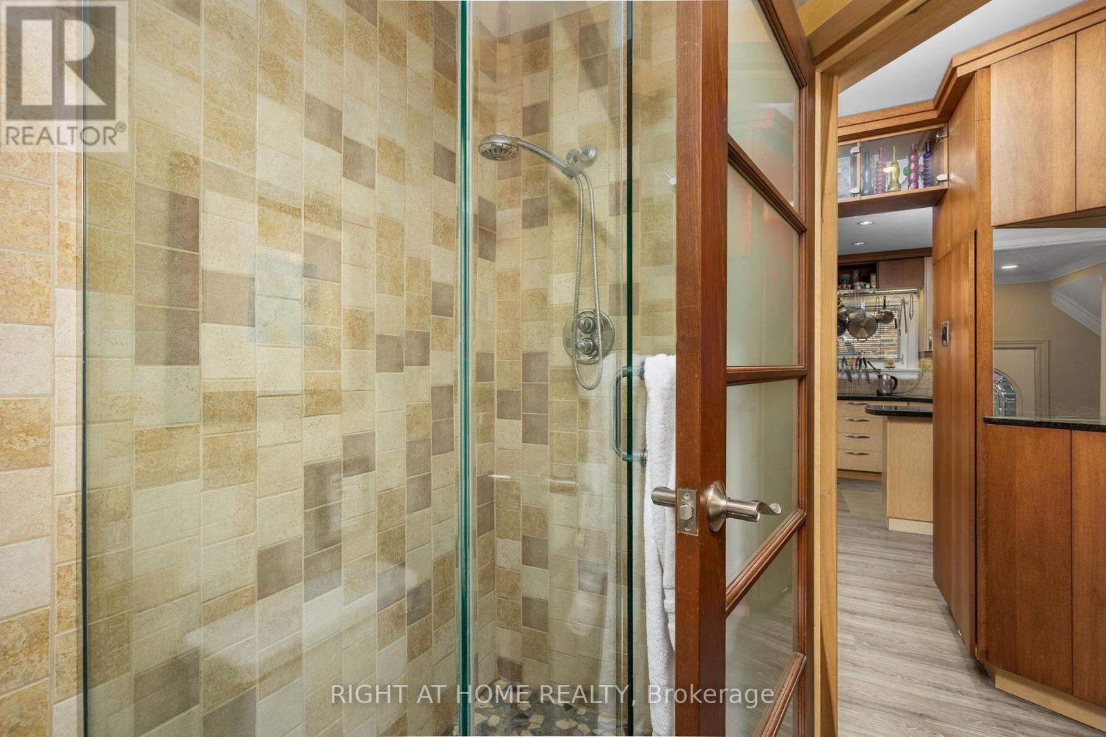 107 Otter Crescent, Toronto, Ontario  M5N 2W9 - Photo 11 - C12351753