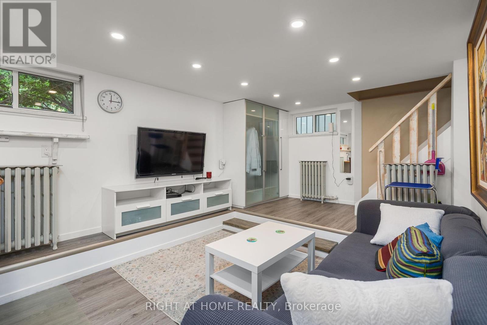 107 Otter Crescent, Toronto, Ontario  M5N 2W9 - Photo 28 - C12351753