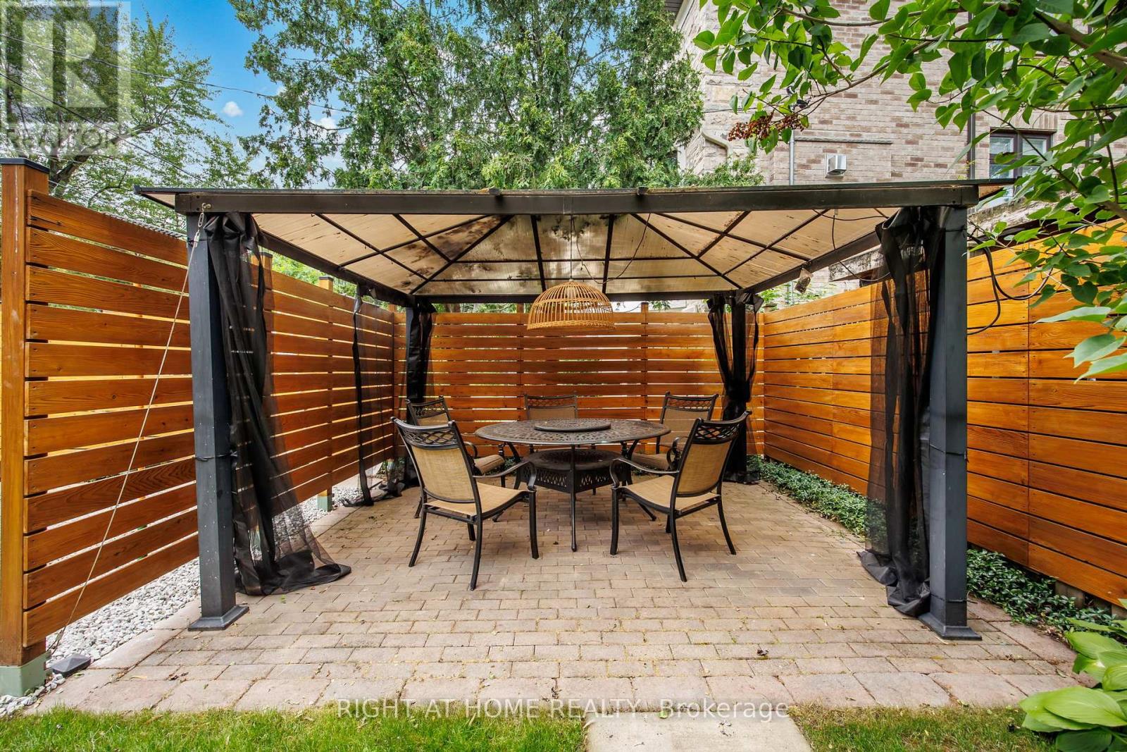 107 Otter Crescent, Toronto, Ontario  M5N 2W9 - Photo 39 - C12351753