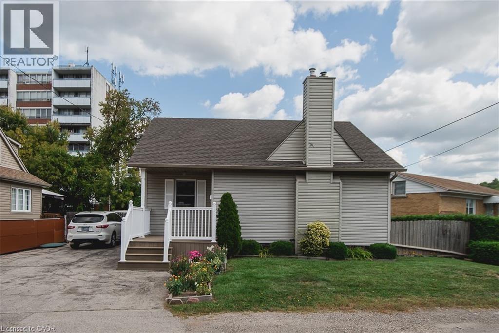 13 New Mountain Road, Hamilton, Ontario  L8G 2R4 - Photo 2 - 40762284
