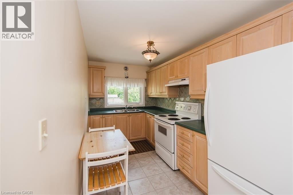 13 New Mountain Road, Hamilton, Ontario  L8G 2R4 - Photo 3 - 40762284