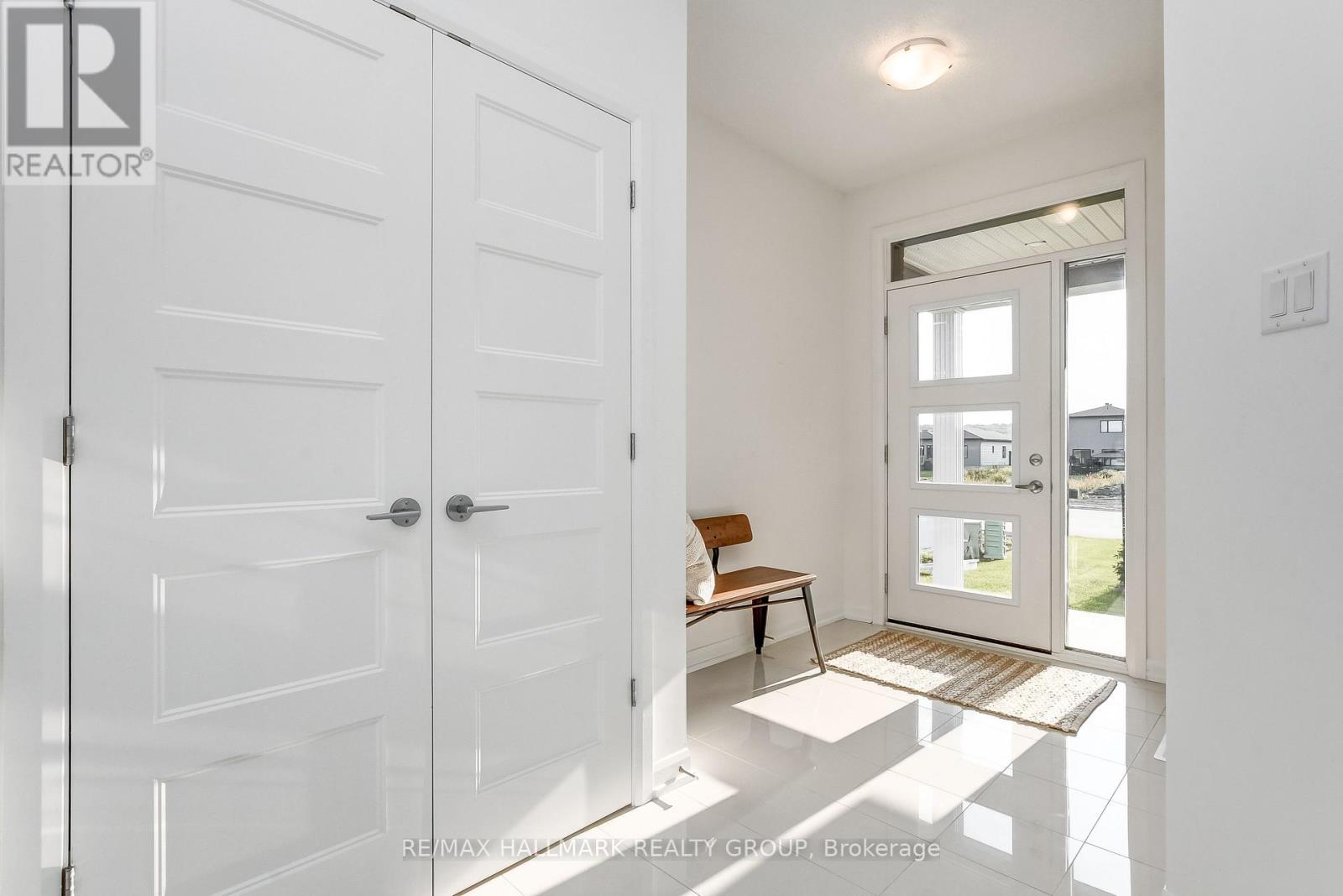 474 Sterling Avenue, Clarence-Rockland, Ontario  K4K 1P6 - Photo 3 - X12356091