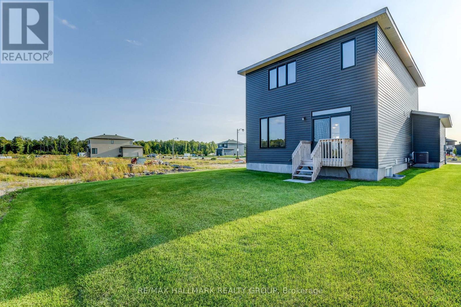 474 Sterling Avenue, Clarence-Rockland, Ontario  K4K 1P6 - Photo 38 - X12356091