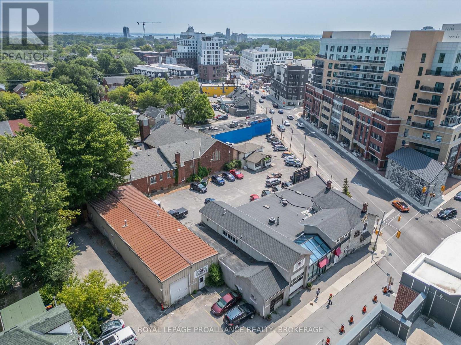 641 Princess Street, Kingston, Ontario  K7L 1E4 - Photo 4 - X12356113