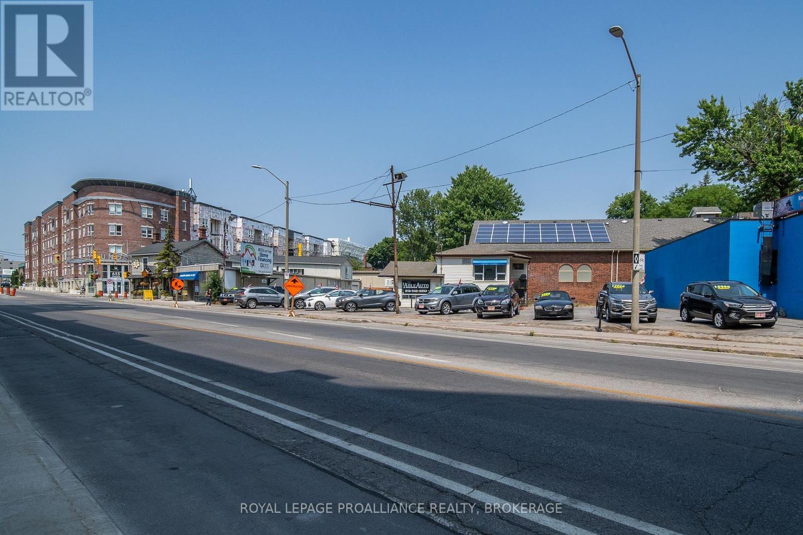 641 Princess Street, Kingston, Ontario  K7L 1E4 - Photo 9 - X12356113