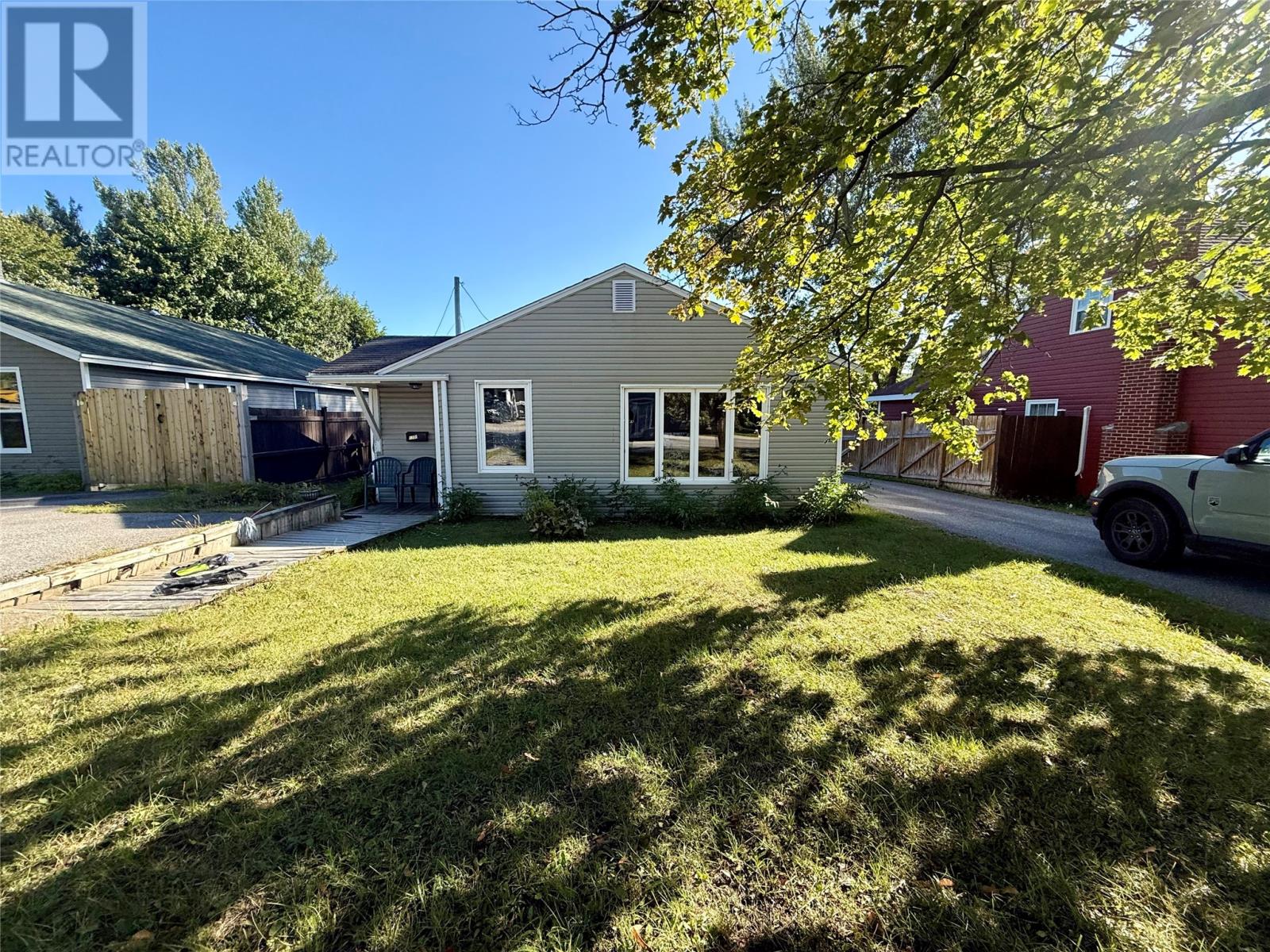 120 East Valley Road, Corner Brook, Newfoundland & Labrador  A2H 2L2 - Photo 1 - 1289455