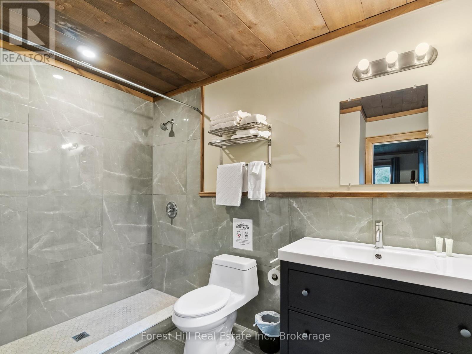 1326 Kawagama Lake Road, Algonquin Highlands, Ontario  P0A 1E0 - Photo 50 - X12356101