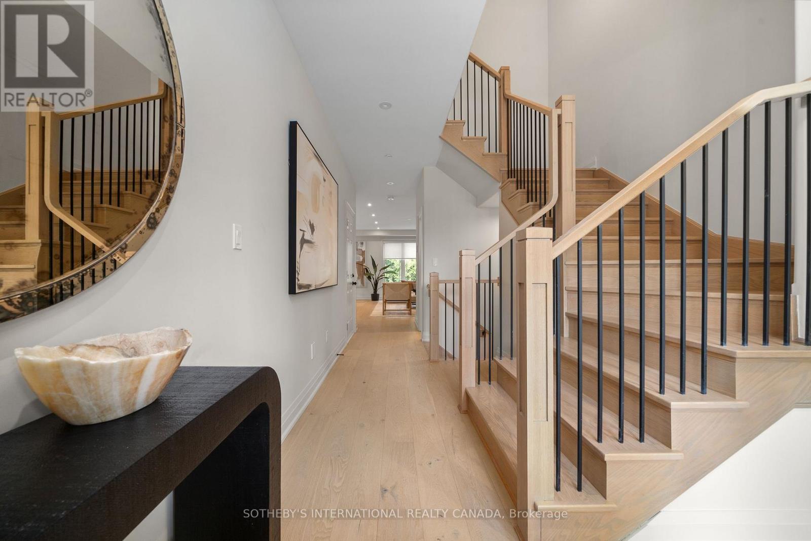 438d Orchard Avenue, Cobourg, Ontario  K9A 3T7 - Photo 11 - X12356001