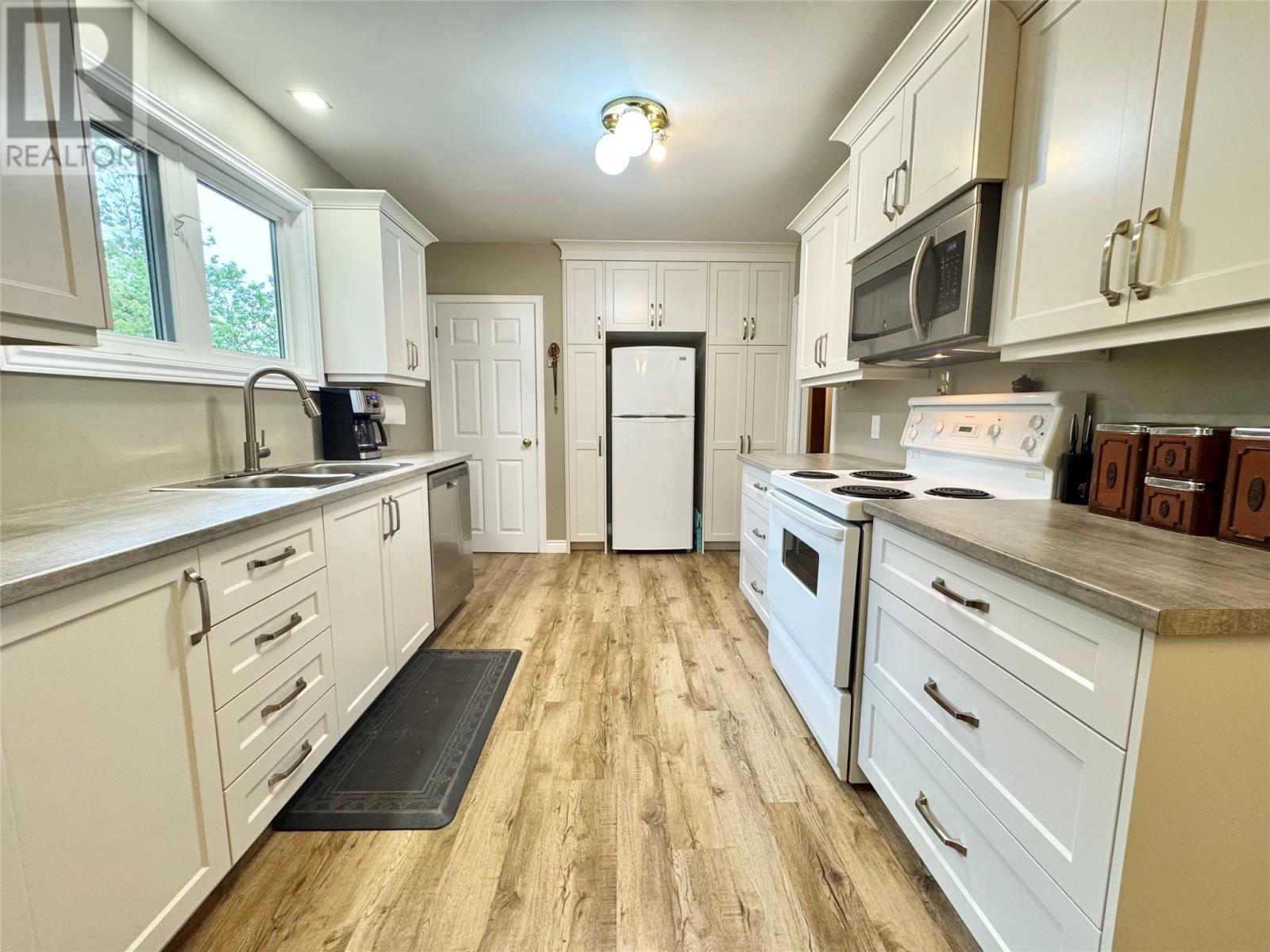 18 Harvey Street, Lewisporte, Newfoundland & Labrador  A0g 3A0 - Photo 13 - 1289453