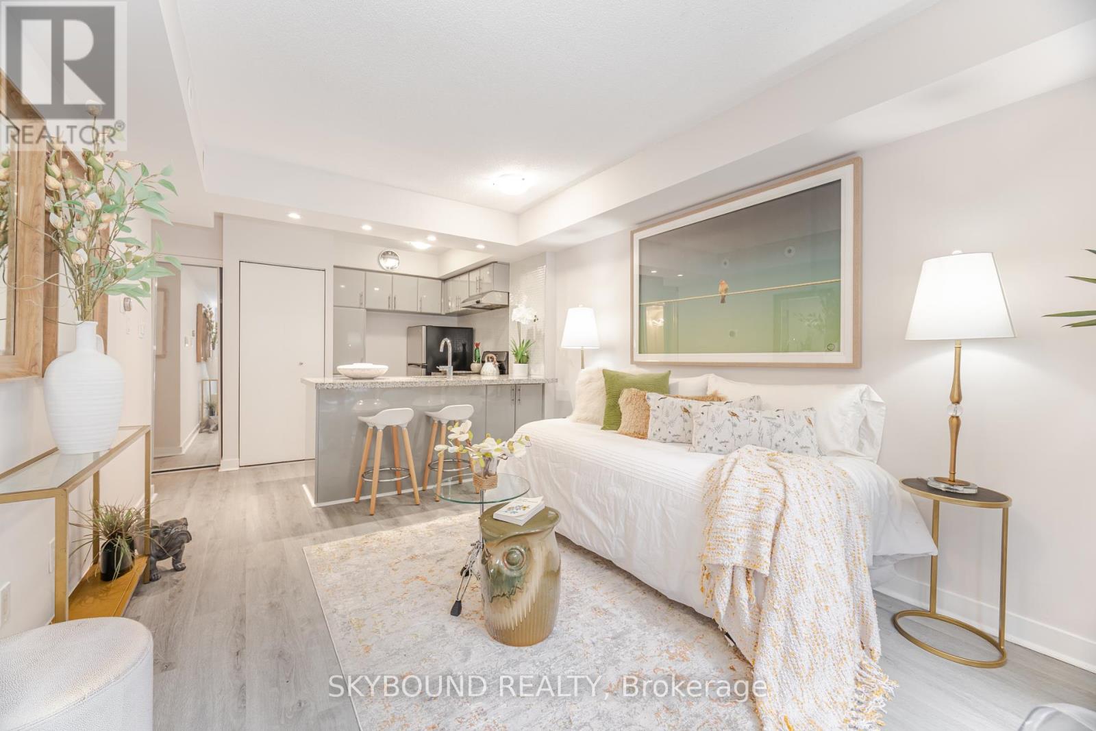Property at TH1223 - 21 PIRANDELLO STREET image 1