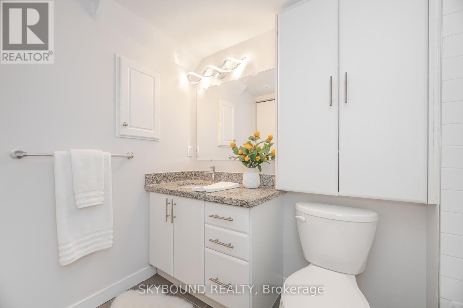 Th1223 - 21 Pirandello Street, Toronto, Ontario  M6K 3P4 - Photo 16 - C12356109